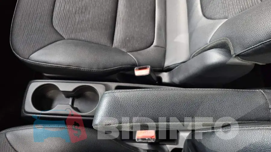 KNACG811BNT289340 Photo# 31