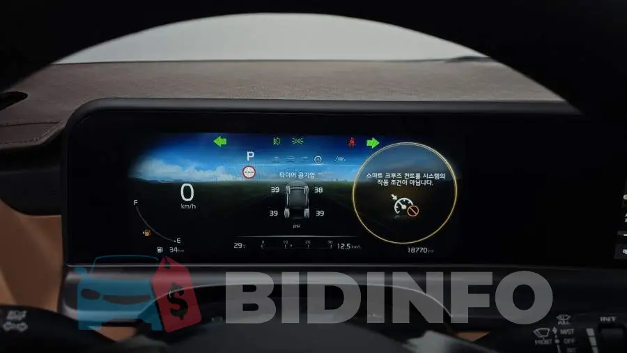 KNAET817BSK732981 Photo# 8