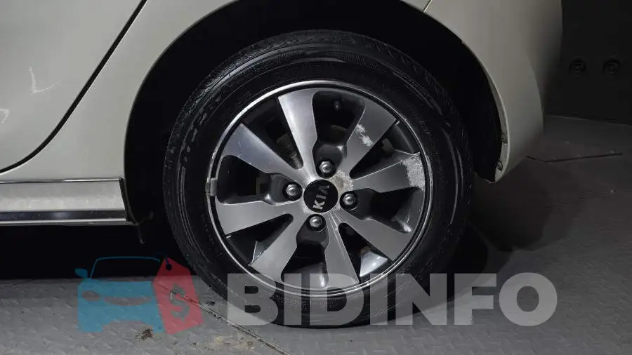 KNABX511BFT914693 Photo# 21