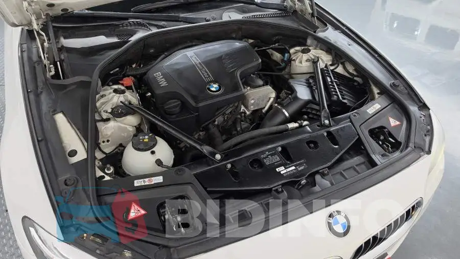 WBA5A5109FGT89622 Photo# 6