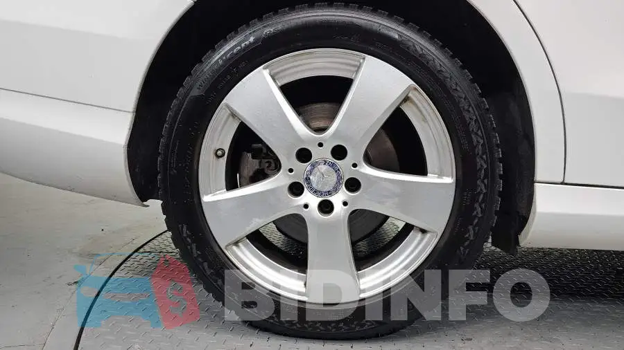 WDDWF3HB8GR189413 Photo# 5