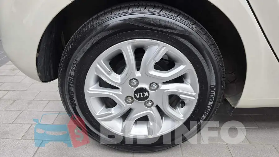 KNAB3511BJT194865 Photo# 5