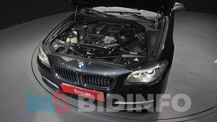 WBA5A5102FD939941 Photo# 6