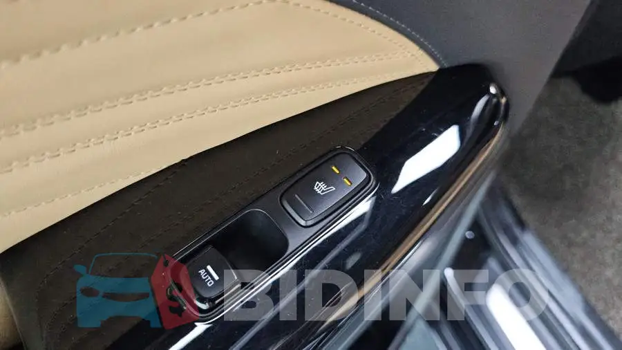 KNALD416BLA180794 Photo# 34