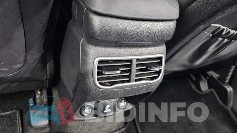 KMHS381LGPU475792 Photo# 19