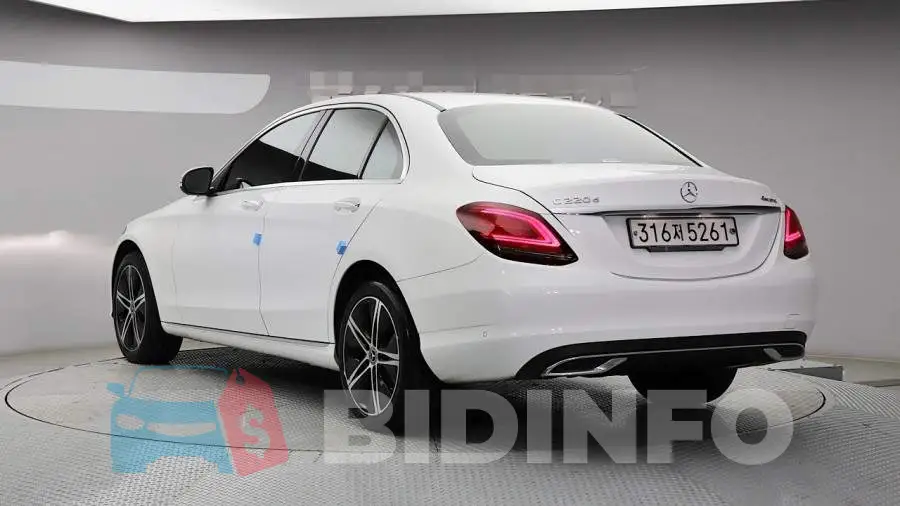 WDDWF1FB9KR463735 Photo# 2