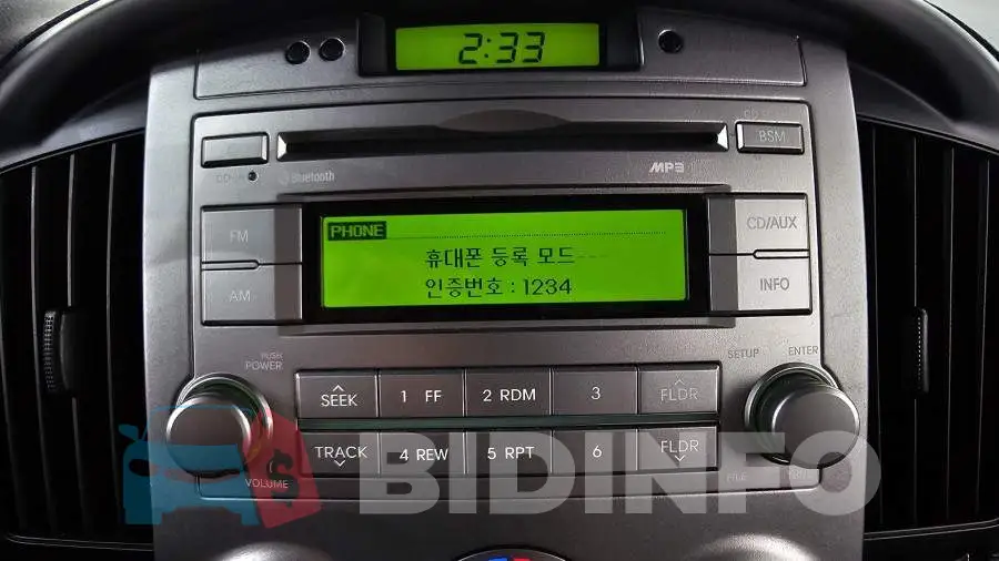 KMFWBX7KBGU729761 Photo# 29