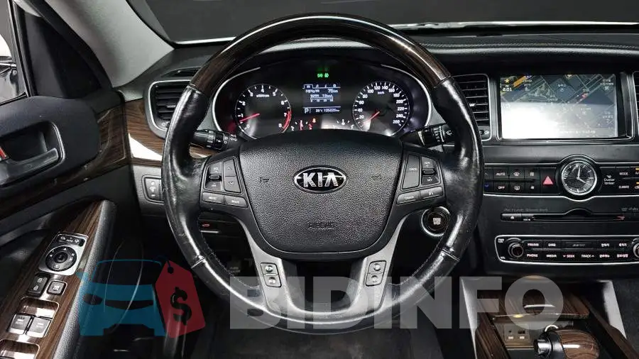 KNALM415BFA177747 Photo# 12
