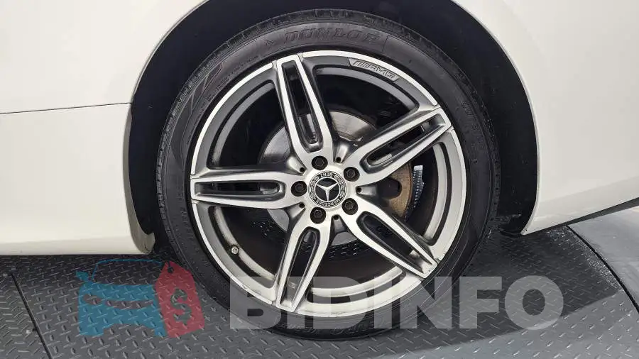 WDD1J1EB5KF072173 Photo# 21