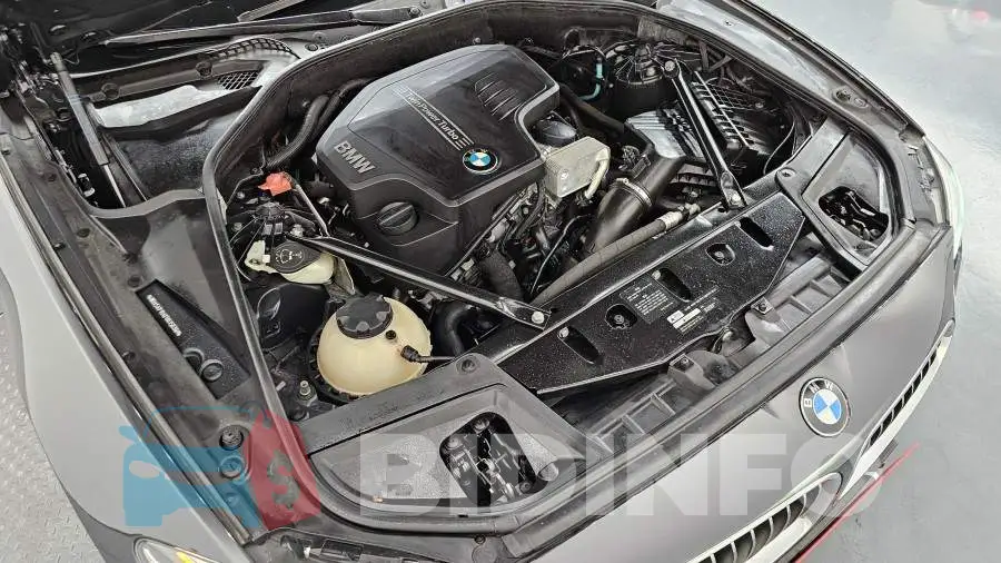WBA5A7104FD815830 Photo# 6