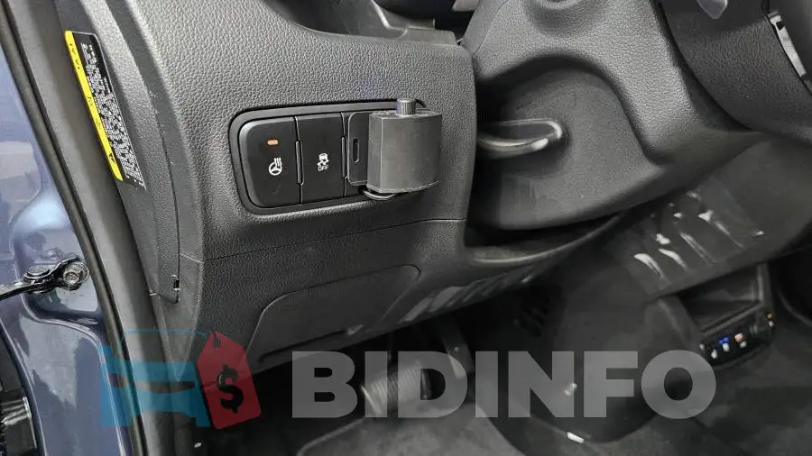KNACG81AFRT007185 Photo# 20