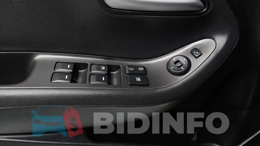 KNABE511BGT255145 Photo# 20