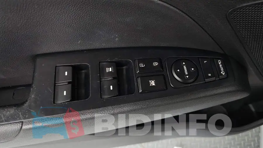KMHD741DBGU046683 Photo# 27