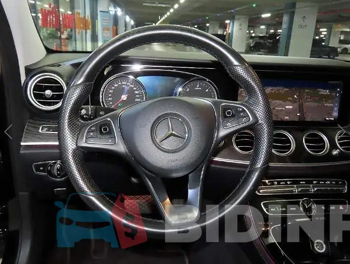 WDDZF0EB8HA292332 Photo# 8