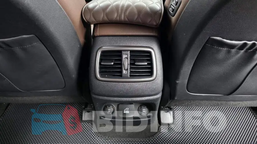 KNAPK81BBGA216070 Photo# 19