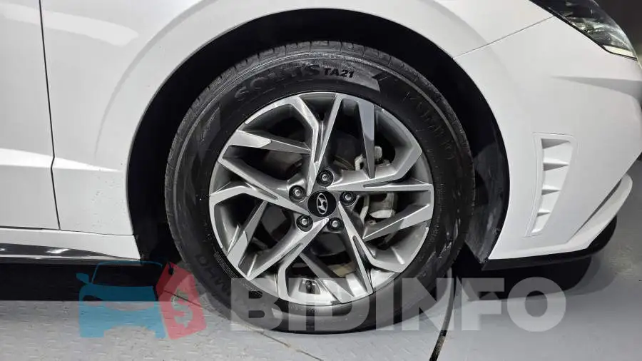KMHL141EBNA181052 Photo# 21