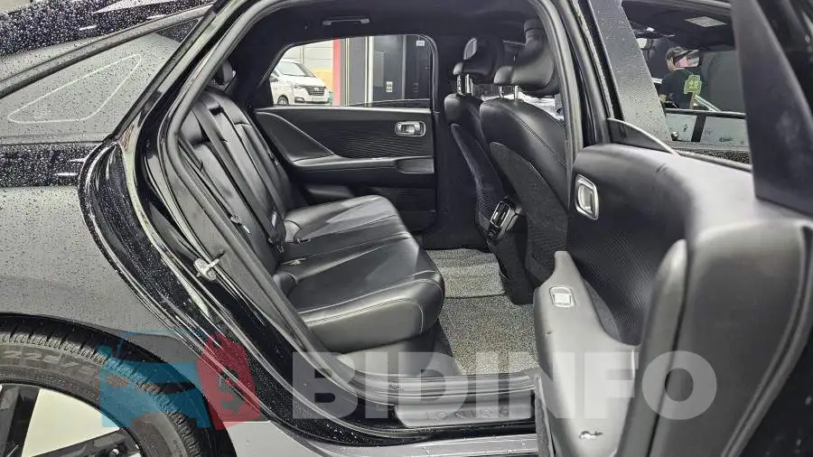 KMHM241CPPA008338 Photo# 11