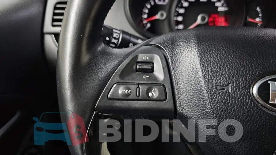 KNABX511BFT891472 Photo# 16