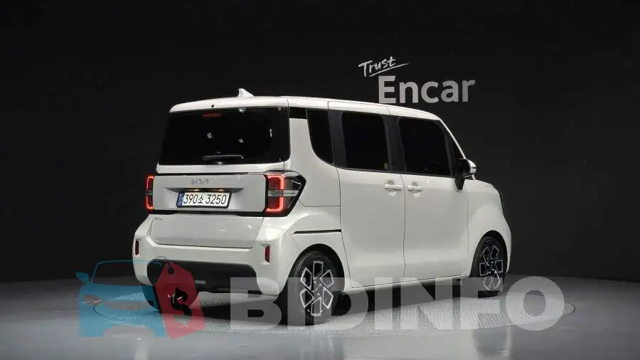 KNACH811BPT348273 Photo# 2