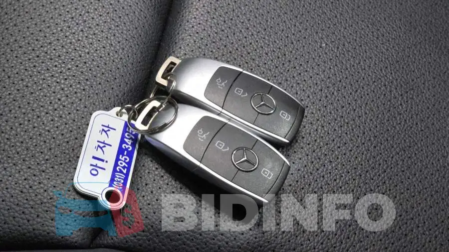 WDDWF8AB6KR502006 Photo# 29