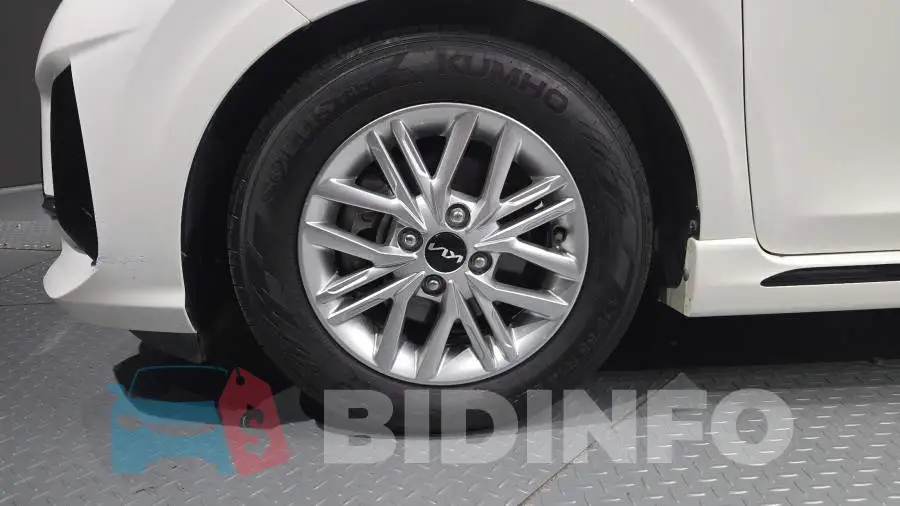 KNAB2518BNT902585 Photo# 5