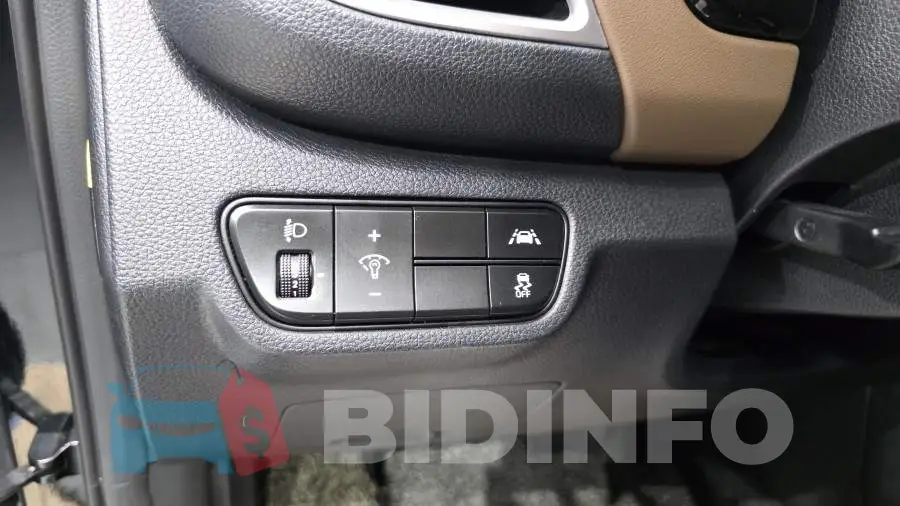 KNAET812GLK015184 Photo# 19