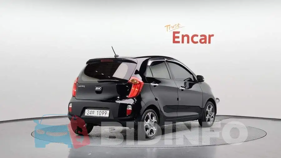 KNABZ511BFT957733 Photo# 2