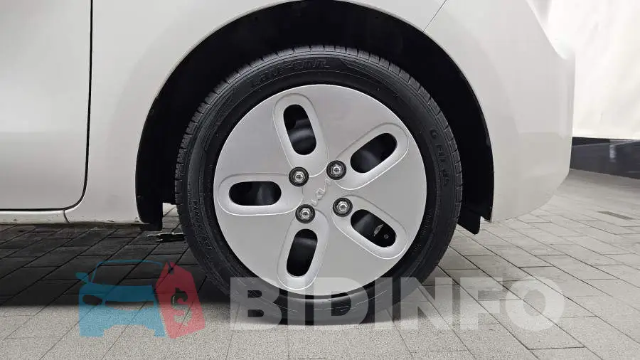 KNACF911BNT295515 Photo# 21