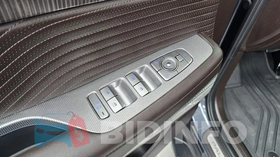 KMHR581EDPU596137 Photo# 27