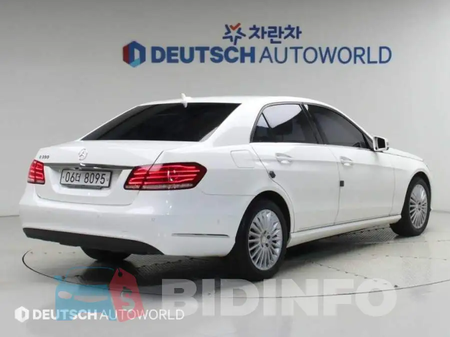 WDDHF5FB1EA845082 Photo# 2