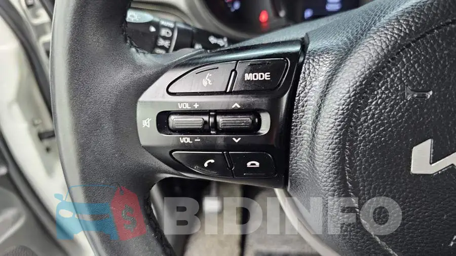 KNACJ811BNT292073 Photo# 18