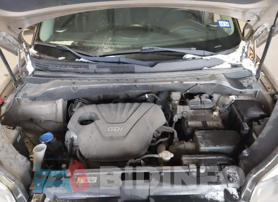 KNDJN2A2XE7010647 Photo# 10