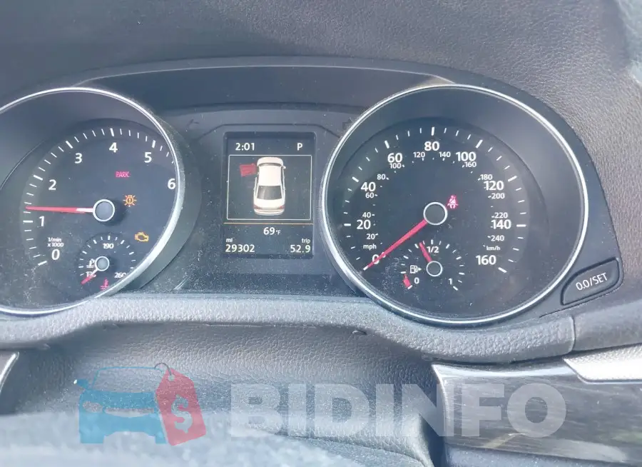 1VWGT7A33HC037090 Photo# 7