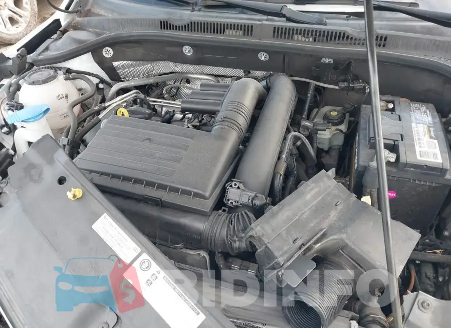 3VW2B7AJ7JM251421 Photo# 10
