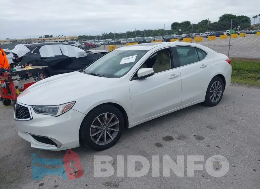 19UUB1F37KA006847 Photo# 2