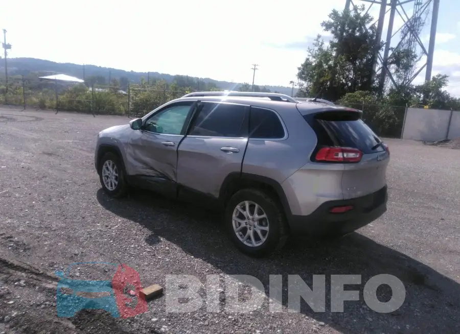 1C4PJMCB8JD523129 Photo# 3