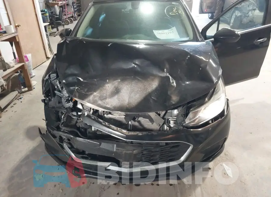 1G1BE5SMXJ7139111 Photo# 6