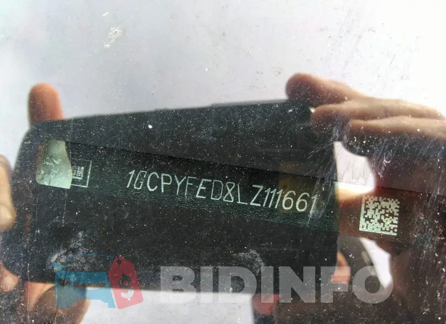 1GCPYFED8LZ111661 Photo# 9
