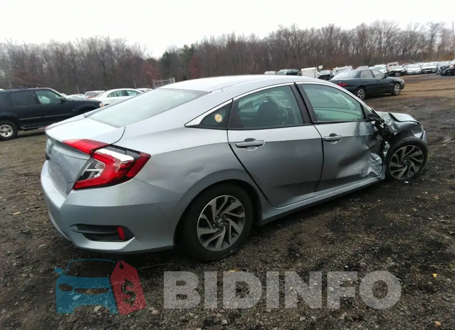 19XFC2F77GE201073 Photo# 4