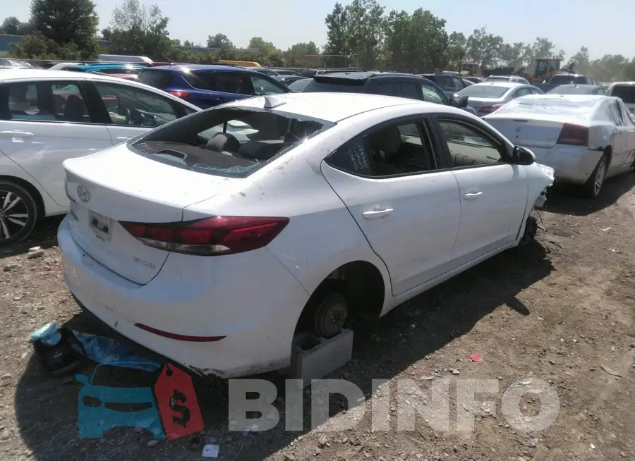 5NPD84LF0HH160587 Photo# 4
