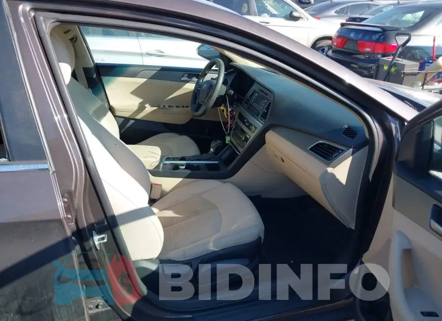 5NPE24AF8FH039117 Photo# 5