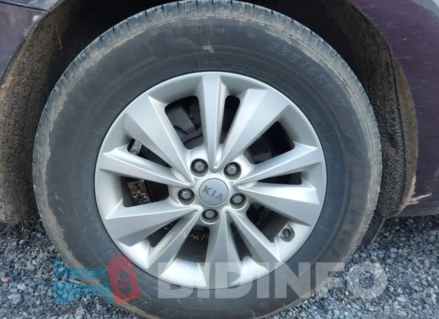 KNDMB5C15H6305533 Photo# 12