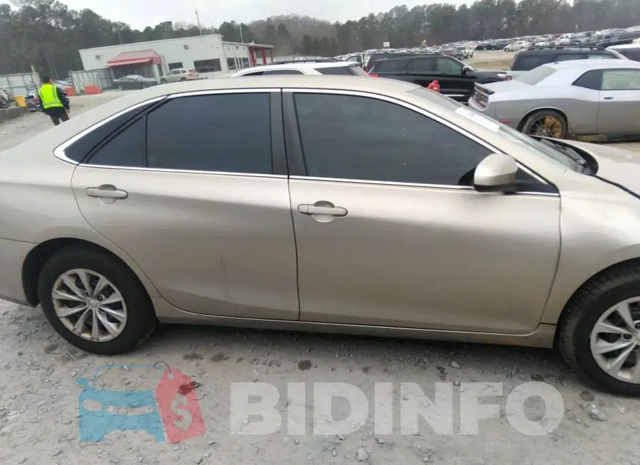 4T4BF1FK9GR558424 Photo# 13