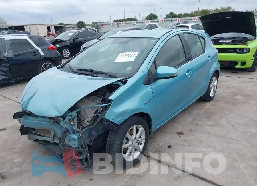 JTDKDTB31E1069724 Photo# 2