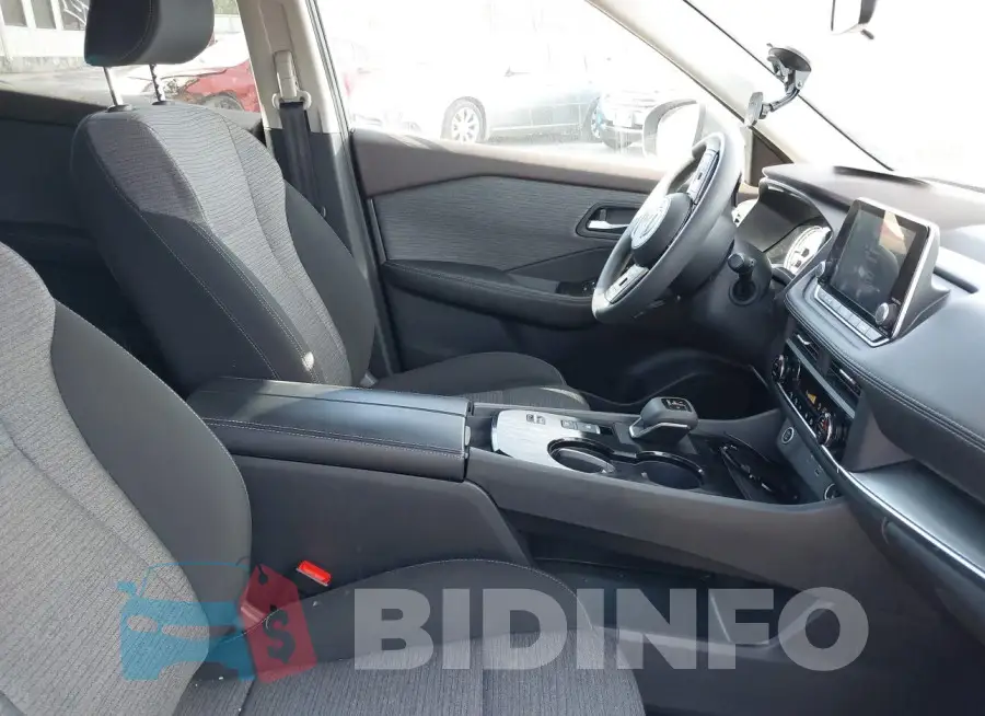 5N1BT3BA2PC800939 Photo# 5