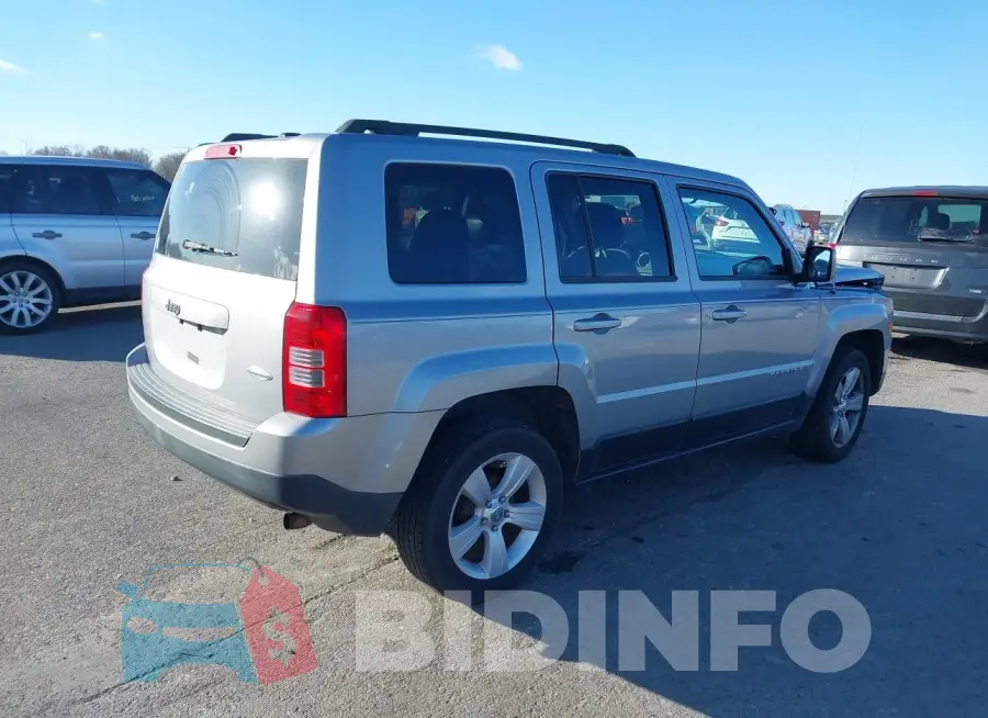 1C4NJPFB3ED737780 Photo# 4