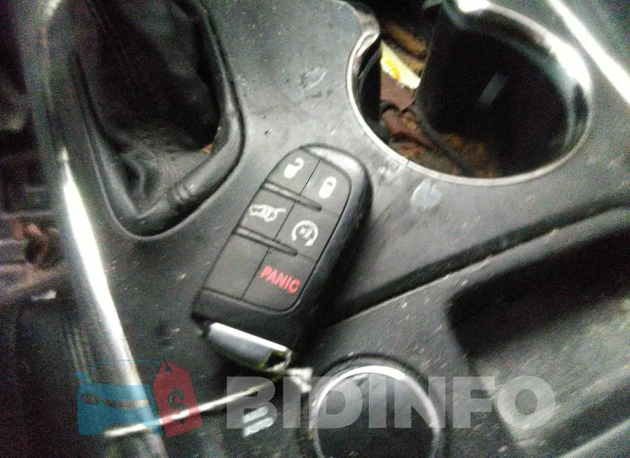 1C4SDJCTXLC130511 Photo# 11