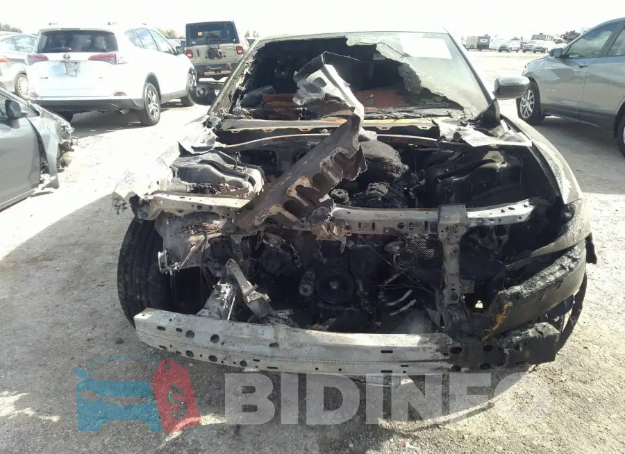 2C3CDXBGXPH523041 Photo# 6