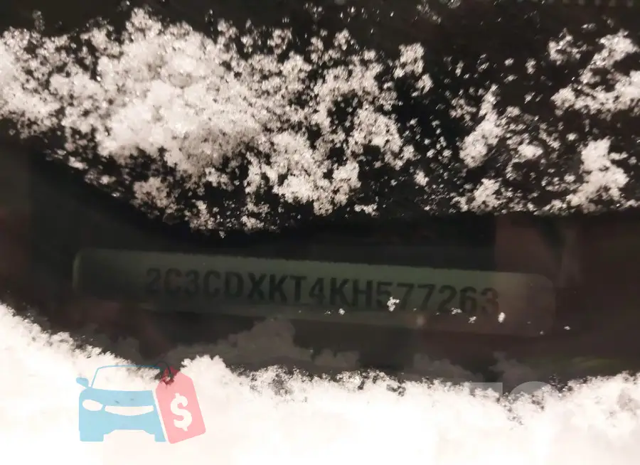 2C3CDXKT4KH577263 Photo# 9