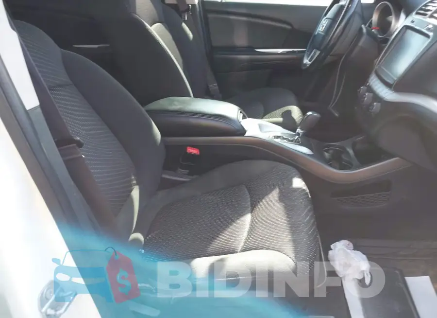 3C4PDCBB3KT858331 Photo# 5